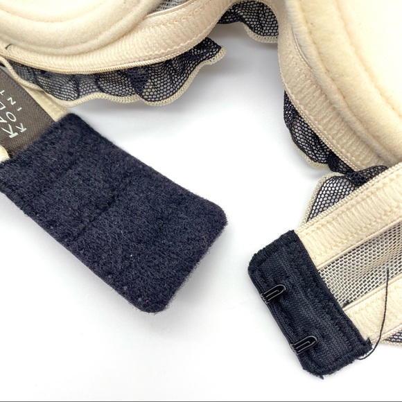 NWOT Kardashian Kollection Intimates Ruffle Balconette Bra, 34C - Picture 8 of 12